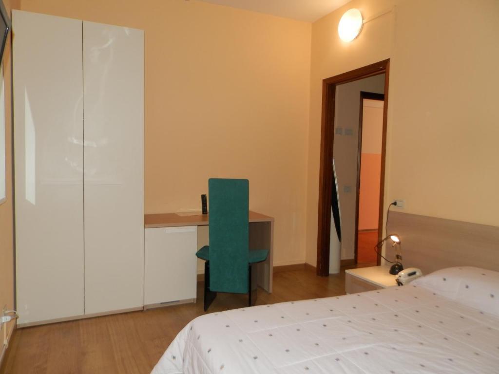 דומודוסולה Hotel Motel Europa חדר תמונה