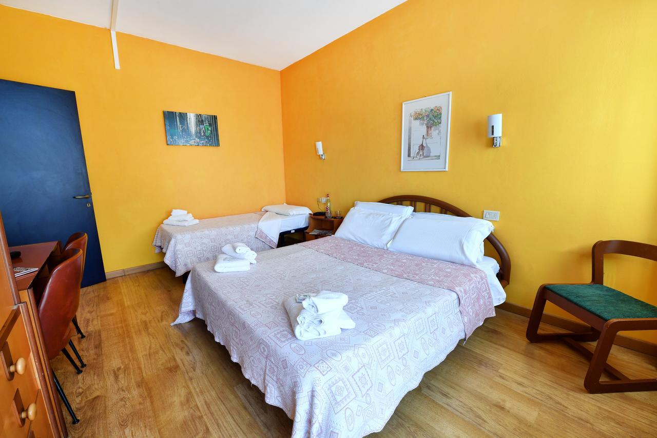 דומודוסולה Hotel Motel Europa מראה חיצוני תמונה